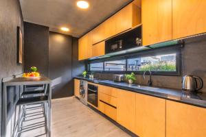 Deluxe Apartments in Palermo - by BueRentals的厨房或小厨房