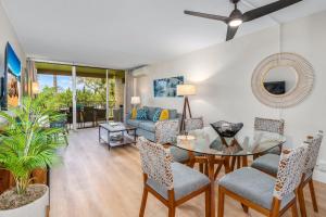 Et opholdsområde på 2 Bedroom 2 Bath Luxury Oceanfront Resort Vistas