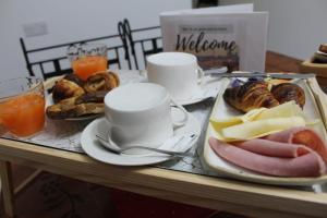 Makanan di atau di tempat lain dekat guest house