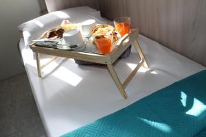 Makanan di atau di tempat lain dekat guest house