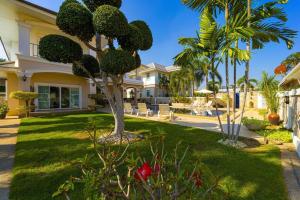 Aed väljaspool majutusasutust Luxurious 5-Bedroom Private Pool Villa! PV5