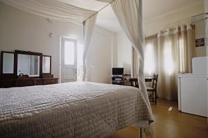 Gallery image of Emilia Luxury Apartments in Megas Yialos-Nites