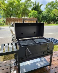 Attrezzature per barbecue disponibili per gli ospiti dell'appartamento