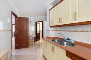 Kuchyň nebo kuchyňský kout v ubytování Los Girasoles