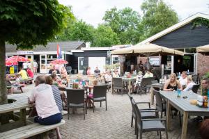 Gasten van Chalet Havenzicht Eernewoude