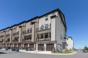 un condominio di grandi dimensioni di Ashburn 3br w wd nr airport national park WDC-764 ad Ashburn