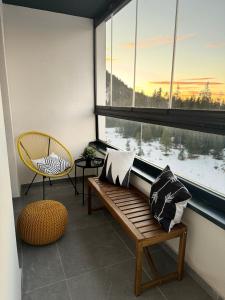 Ban công/sân hiên tại Hillside Apartmani Snježna Dolina