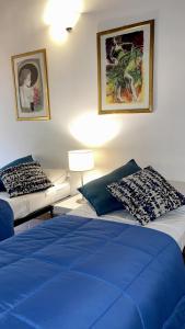 Posteľ alebo postele v izbe v ubytovaní Trevi fountain apartment