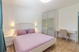 Postel nebo postele na pokoji v ubytování Flatguest Sonneland Suite