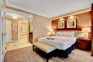 Postelja oz. postelje v sobi nastanitve Strip View Suites - No Resort Fee !
