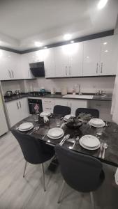 Kuchyň nebo kuchyňský kout v ubytování Engin HOME