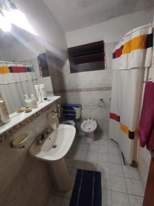 Koupelna v ubytování CASA DE CAMPO VALLE HERMOSO
