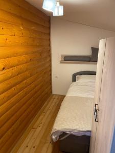 Llit o llits en una habitació de Vikendica Ružica