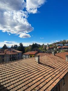 a view of a tile roof on a building at Casa Poldo in Cantello