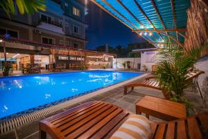 A piscina em ou perto de Majheri Resort and Spa