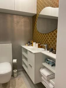 Kúpeľňa v ubytovaní Kras Resort 304 Szklarska Poręba