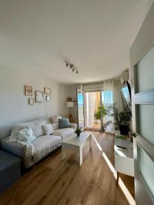 Ruang duduk di Apartamento Benicàssim Sunset Calm&Views +10 gambar