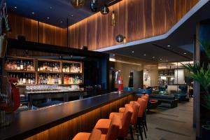 O lounge ou bar de LUMA Hotel - Times Square