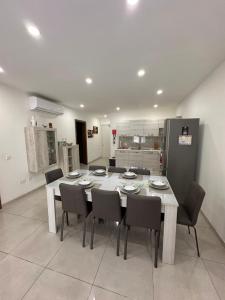 Köök või kööginurk majutusasutuses Orchidea Appartment
