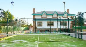 Εγκαταστάσεις για τένις ή/και σκουός στο El puntazo del Tajo ή εκεί κοντά