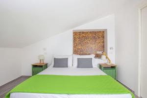 Voodi või voodid majutusasutuse Sorrento Villa with Pool and Amazing Views toas +41 fotot