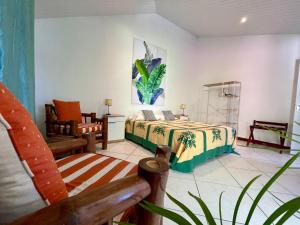 Huahine Beach House的休息区