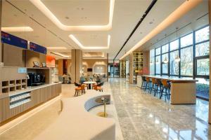 海盐智选假日酒店餐厅或其他用餐的地方