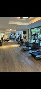 Fitness centrum a/nebo fitness zařízení v ubytování Stradivarius