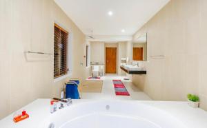 Koupelna v ubytování Amazing Sea View Villa in Koh Samui