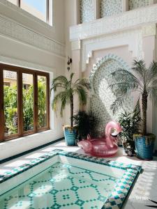 Bazén v ubytování Mellon OASIS Phu Quoc nebo v jeho okolí