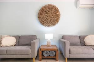 صورة لـ Family Friendly Apartment - 1 Minute Walk To Beach في Torquay