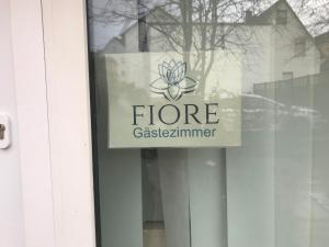 Certifikát, hodnocení, plakát nebo jiný dokument vystavený v ubytování Fiore 76 Gästezimmer