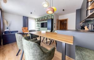 Posezení v ubytování Höflehner Premium Gumpen Lodge