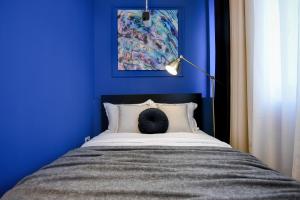 Magheru Boulevard Cozy Studios - Where Less is More