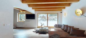 TV a/nebo společenská místnost v ubytování Zillertal Residenz