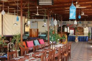 Restaurace v ubytování Nile Valley Hotel