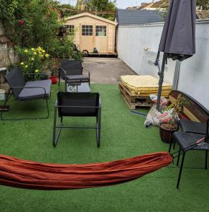 Zahrada ubytování Agréable maison de ville rénovée à Rouen