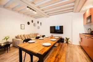 TV a/nebo společenská místnost v ubytování Le Laurencin Sens - Le Duplex - Cœur de ville