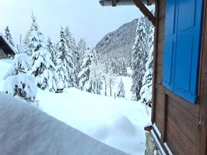 Chalet Dufaux by Interhome durante l'inverno