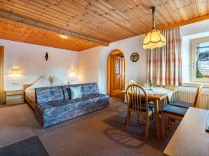 Część wypoczynkowa w obiekcie Apartment Sailer-2 by Interhome