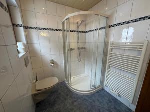 Kúpeľňa v ubytovaní Haus Ausserbach