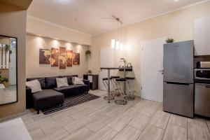 RoomBack Rooms - 2BR Apt with AC near Deak ter 1075 Budapest, 10 Rumbach Sebestyén utca kép - 2