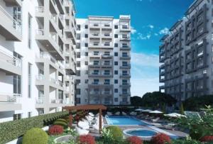 Bazen u objektu Elite LUX Holiday Homes - Two Bedroom Apartment Direct Metro Access in Al Furjan, Dubai ili u blizini