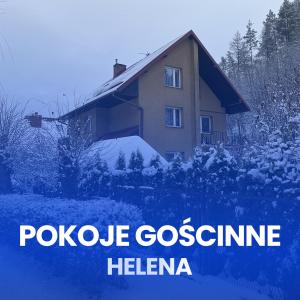 una casa con las palabras pokote costuming helena en Helena, en Piwniczna-Zdrój