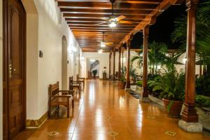 格拉纳达Hotel Plaza Colon - Granada Nicaragua的相册照片