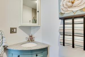 Fotografie z fotogalerie ubytování Walkable Downingtown Studio with Spacious Deck v destinaci Downingtown + 16 fotografií