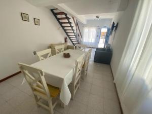 Φωτογραφία από το άλμπουμ του Duplex "PAUMARAN" a 100mts del mar y 550mts de peatonal σε Las Grutas +23 φωτογραφίες