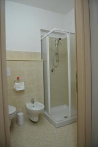 Een badkamer bij B&Birs