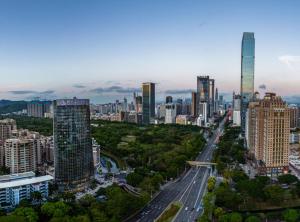 Linna Shenzhen üldine vaade või majutusasutusest The Skytel Hotel Shenzhen Central Park pildistatud vaade