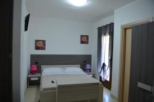 Foto dalla galleria di B&Birs a Oliena